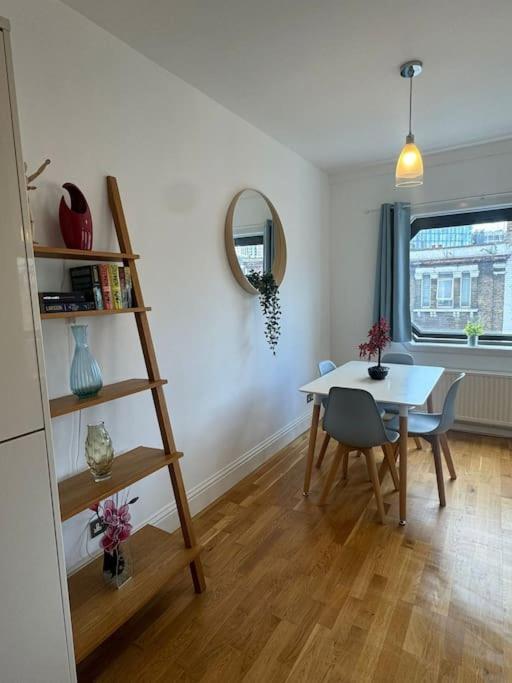Ferienwohnung Heart Of Waterloo - Luxury Flat London Exterior foto